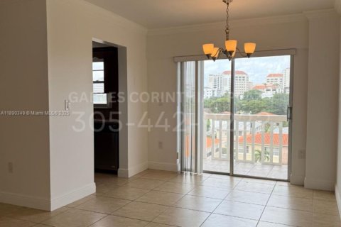 Appartement à louer à Coral Gables, Floride: 63 chambres, 78.97 m2 № 1946889 - photo 1