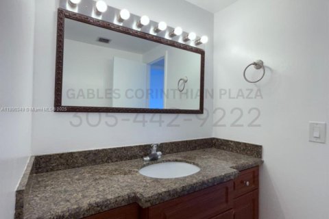 Appartement à louer à Coral Gables, Floride: 63 chambres, 78.97 m2 № 1946889 - photo 7