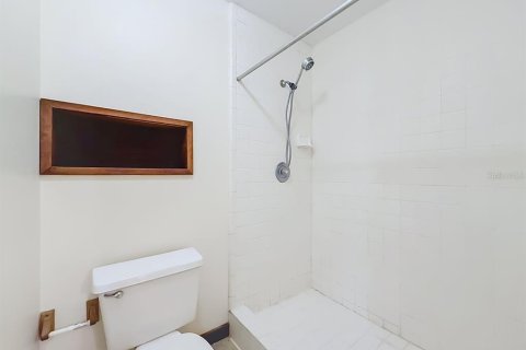 Купить виллу или дом в Санфорд, Флорида 8 комнат, 202.53м2, № 2421772 - фото 23