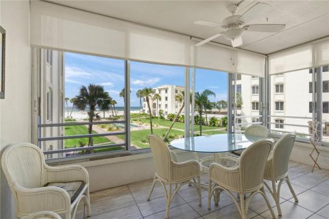 Condo à Sarasota, Floride, 2 chambres  № 2133503