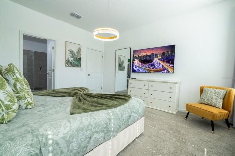 Villa ou maison à vendre à Kissimmee, Floride: 6 chambres, 277.5 m2 № 1885971 - photo 10