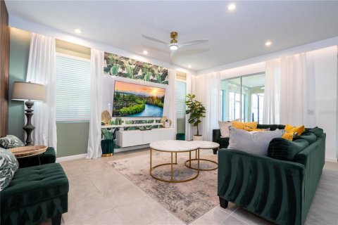 Villa ou maison à vendre à Kissimmee, Floride: 6 chambres, 277.5 m2 № 1885971 - photo 19
