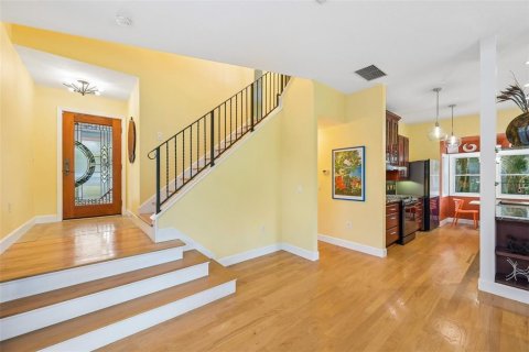 Villa ou maison à vendre à Sarasota, Floride: 3 chambres, 188.87 m2 № 2418436 - photo 2