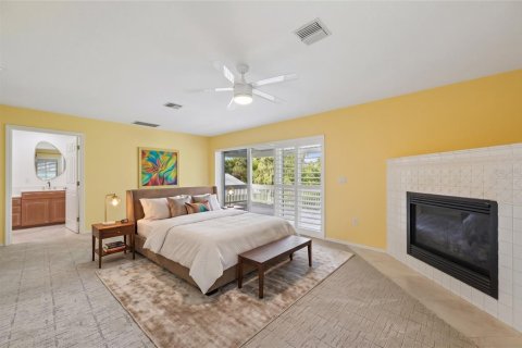 Villa ou maison à vendre à Sarasota, Floride: 3 chambres, 188.87 m2 № 2418436 - photo 16