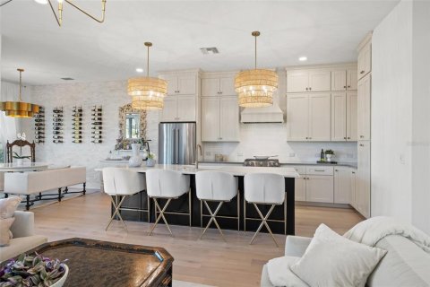 Adosado en venta en Saint Petersburg, Florida, 4 dormitorios, 204.38 m2 № 1524376 - foto 18