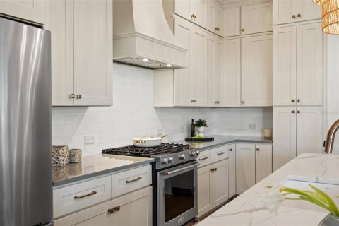 Adosado en venta en Saint Petersburg, Florida, 4 dormitorios, 204.38 m2 № 1524376 - foto 19