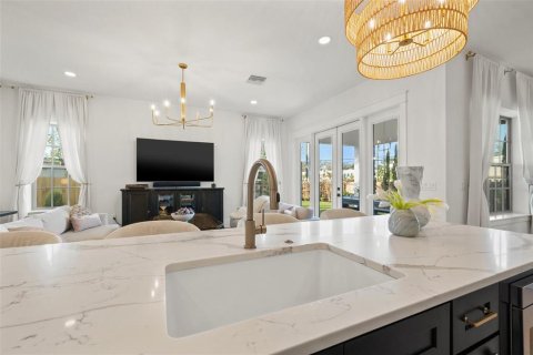 Adosado en venta en Saint Petersburg, Florida, 4 dormitorios, 204.38 m2 № 1524376 - foto 16