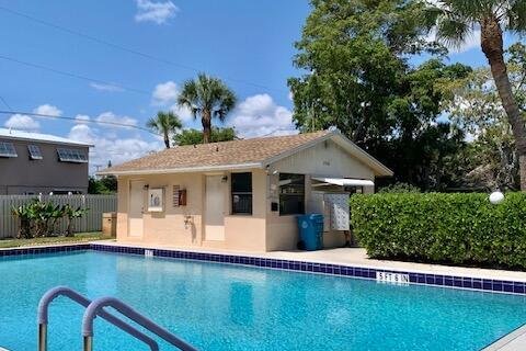 Casa en venta en Boynton Beach, Florida, 2 dormitorios, 122.63 m2 № 1146545 - foto 1