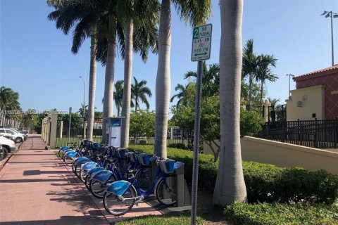 Снять в аренду виллу или дом в Майами-Бич, Флорида 2 спальни, 144.46м2, № 2046322 - фото 17