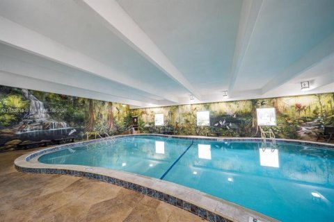 Condo in West Palm Beach, Florida, 2 bedrooms  № 1816328 - photo 20