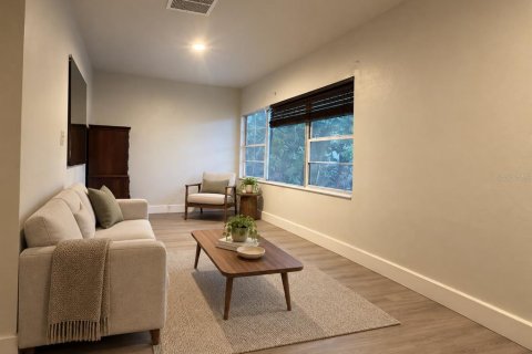 Apartment in Apopka, Florida 2 bedrooms, 101.26 sq.m. № 2379118 - photo 3