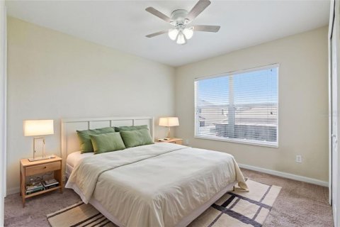 Townhouse in Orlando, Florida 3 bedrooms, 191.29 sq.m. № 2222986 - photo 17