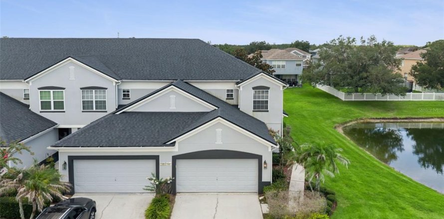Townhouse in Orlando, Florida 3 bedrooms, 191.29 sq.m. № 2222986