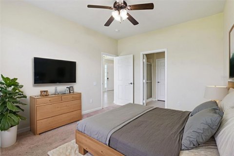 Townhouse in Orlando, Florida 3 bedrooms, 191.29 sq.m. № 2222986 - photo 10