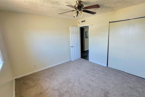 Apartamento en alquiler en Tampa, Florida, 2 dormitorios, 69.68 m2 № 1807275 - foto 10