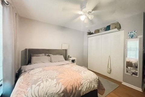 Condo in Palm Harbor, Florida, 2 bedrooms  № 1733862 - photo 22