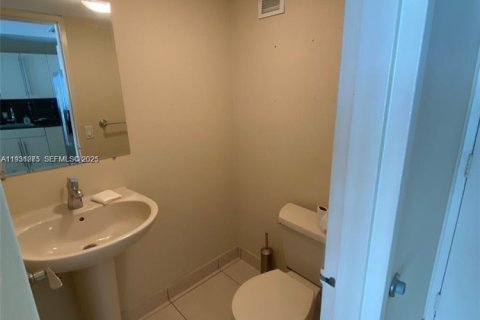 Снять в аренду кондоминиум в Майами-Бич, Флорида 1 спальня, 69.68м2, № 1989839 - фото 7