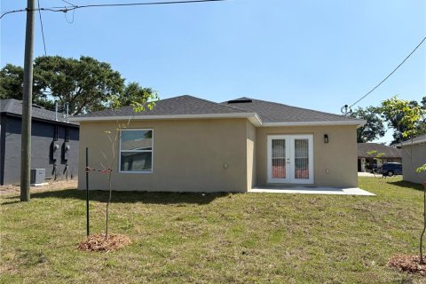 House in Lake Wales, Florida 3 bedrooms, 122.82 sq.m. № 1613690 - photo 20