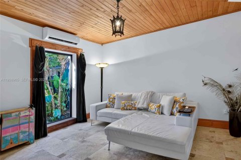 Купить виллу или дом в Майами, Флорида 4 спальни, 213.68м2, № 1997252 - фото 25