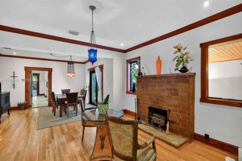 Купить виллу или дом в Майами, Флорида 4 спальни, 213.68м2, № 1997252 - фото 7