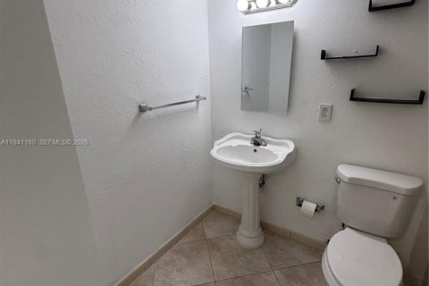 Copropriété à louer à North Bay Village, Floride: 1 chambre, 57.6 m2 № 2056820 - photo 7