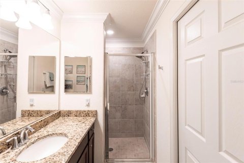 Condo in Bradenton, Florida, 2 bedrooms in LAKEWOOD NATIONAL  № 1915277 - photo 19