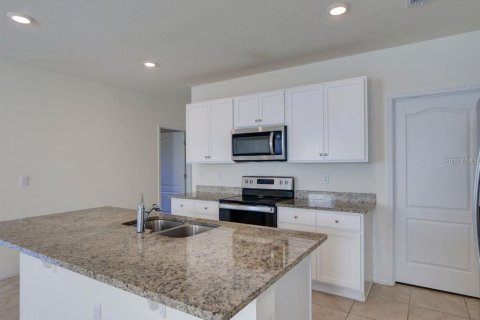 Villa ou maison à louer à Davenport, Floride: 5 chambres, 234.3 m2 № 2388896 - photo 6