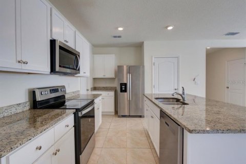Villa ou maison à louer à Davenport, Floride: 5 chambres, 234.3 m2 № 2388896 - photo 7