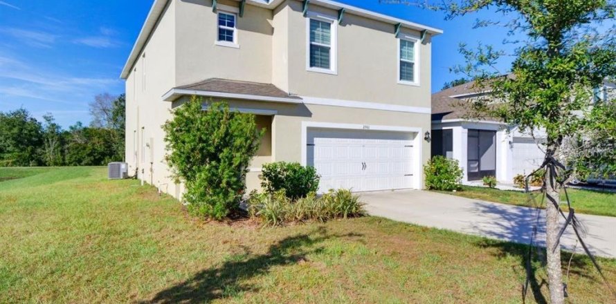 Villa ou maison à Davenport, Floride 5 chambres, 234.3 m2 № 2388896
