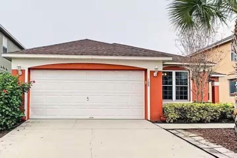 Casa en alquiler en Kissimmee, Florida, 4 dormitorios, 143.91 m2 № 1901166 - foto 1