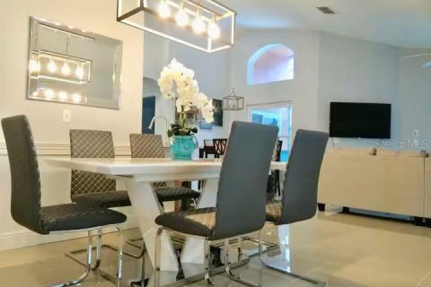 Casa en alquiler en Kissimmee, Florida, 4 dormitorios, 143.91 m2 № 1901166 - foto 7