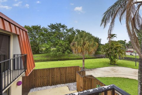 Townhouse in Palm Beach Gardens, Florida 2 bedrooms, 110 sq.m. № 2175933 - photo 25