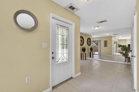 Townhouse in Palm Beach Gardens, Florida 2 bedrooms, 110 sq.m. № 2175933 - photo 10