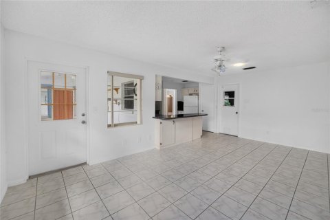 Casa en venta en Ocala, Florida, 2 dormitorios, 145.95 m2 № 2385951 - foto 7