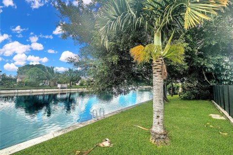 Снять в аренду виллу или дом в Тамарак, Флорида 2 спальни, 103.86м2, № 1956402 - фото 20