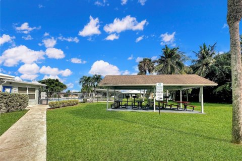 Снять в аренду виллу или дом в Тамарак, Флорида 2 спальни, 103.86м2, № 1956402 - фото 21