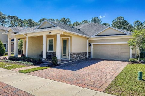 Duplex in New Smyrna Beach, Florida 2 bedrooms, 183.3 sq.m. № 2100156