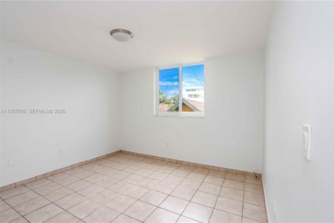 Condominio en venta en Miami Beach, Florida, 1 dormitorio, 56.02 m2 № 2026597 - foto 13
