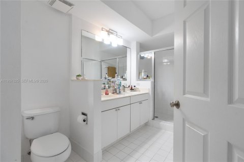 Купить кондоминиум в Санни-Айлс-Бич, Флорида 3 спальни, 117.43м2, № 1995402 - фото 18