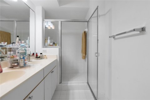 Купить кондоминиум в Санни-Айлс-Бич, Флорида 3 спальни, 117.43м2, № 1995402 - фото 20