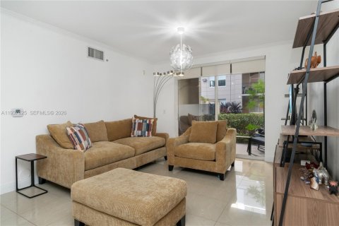 Купить кондоминиум в Санни-Айлс-Бич, Флорида 3 спальни, 117.43м2, № 1995402 - фото 5