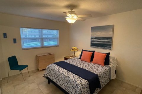 Condominio en alquiler en Dunedin, Florida, 2 dormitorios, 106 m2 № 1908950 - foto 25