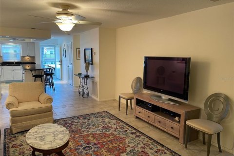 Condominio en alquiler en Dunedin, Florida, 2 dormitorios, 106 m2 № 1908950 - foto 10