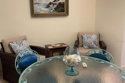 Condominio en alquiler en Dunedin, Florida, 2 dormitorios, 106 m2 № 1908950 - foto 12