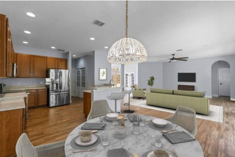 House in Winter Garden, Florida 5 bedrooms, 311.97 sq.m. № 1681036 - photo 8