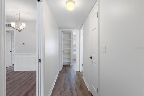 Copropriété à vendre à Tampa, Floride: 2 chambres, 95.78 m2 № 1749327 - photo 8