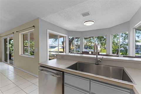 House in Palm Coast, Florida 3 bedrooms, 146.6 sq.m. № 1719506 - photo 25