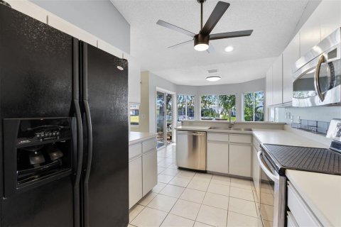 House in Palm Coast, Florida 3 bedrooms, 146.6 sq.m. № 1719506 - photo 23