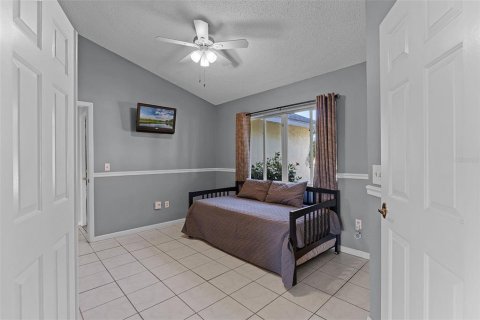 House in Palm Coast, Florida 3 bedrooms, 146.6 sq.m. № 1719506 - photo 6