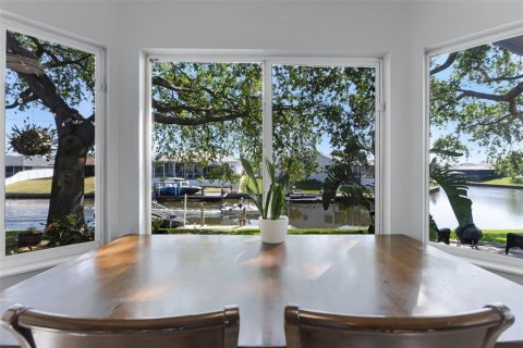 House in Palm Coast, Florida 3 bedrooms, 146.6 sq.m. № 1719506 - photo 16